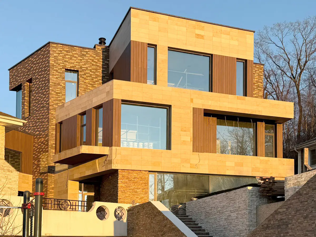 Частный дом Makarenko House